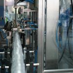 Otomatik Şişe Dolum Kapatma Etiketleme Kartonlama Üst Sarma Makinesi