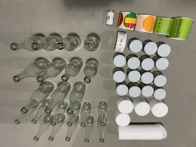 şişeler rulolar etiketler kapaklar örnekler.JPG