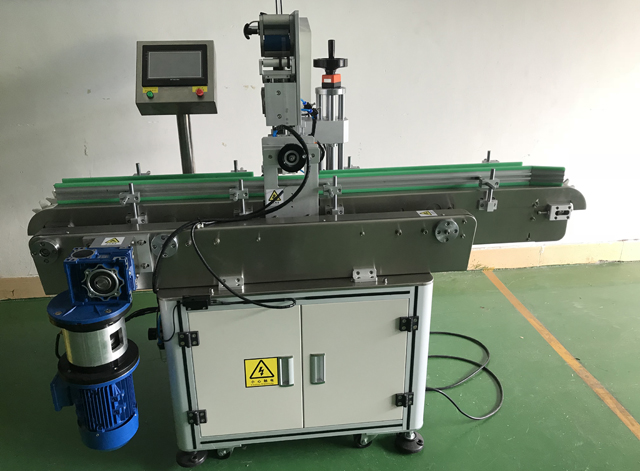 etiketleme ruj makinesi özelleştirilmiş.jpg