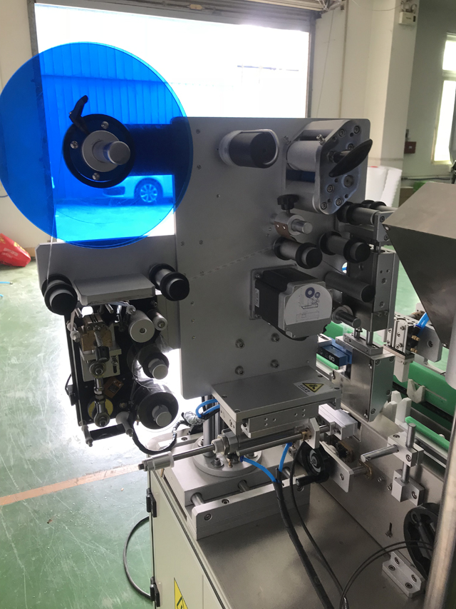 yazıcılı etiketleme makinesi.jpg