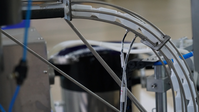 şişe besleyici.jpg