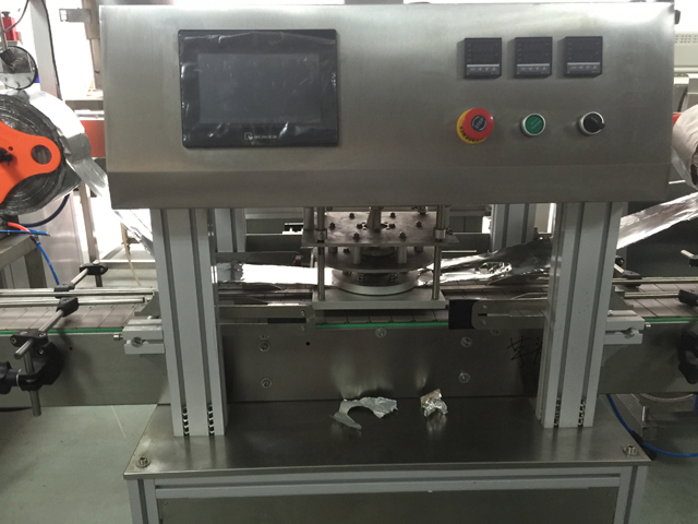 kavanoz kapatma makinesi.jpg