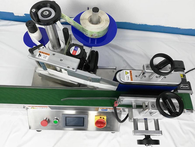 Masaüstü etiketleme makinesi