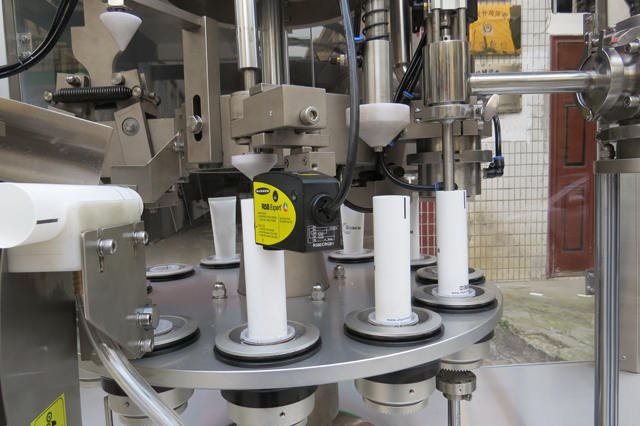 tüp dolum sızdırmazlık ekipmanı.jpg