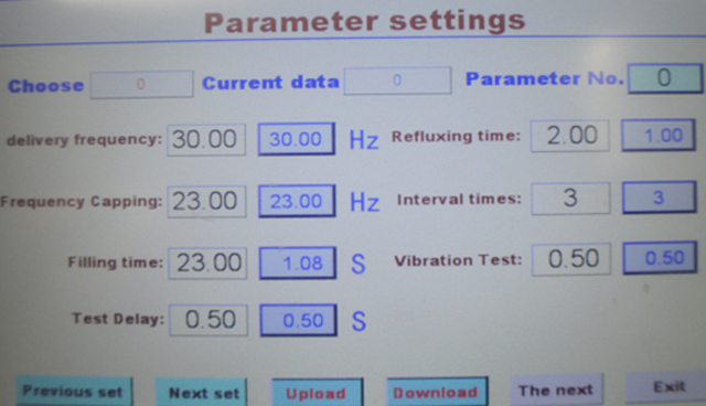 automated capping machine with touch screen controlling system dokunmatik ekranlı kapak kapatma makinesi.jpg