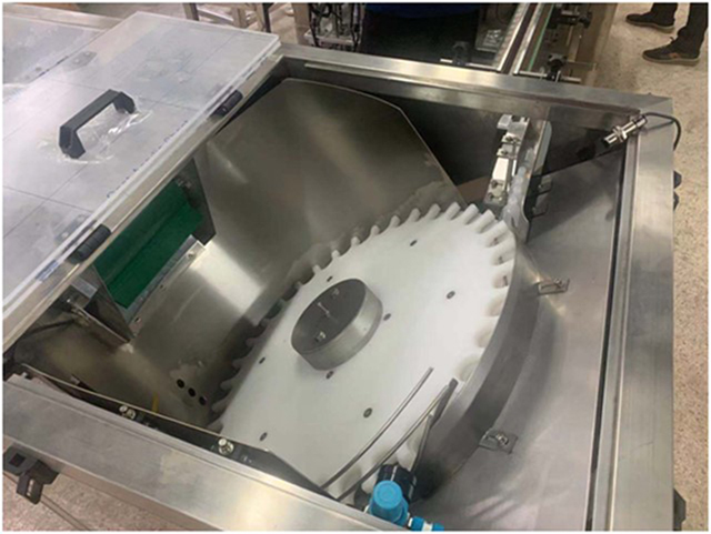 şişeler çözücü.jpg