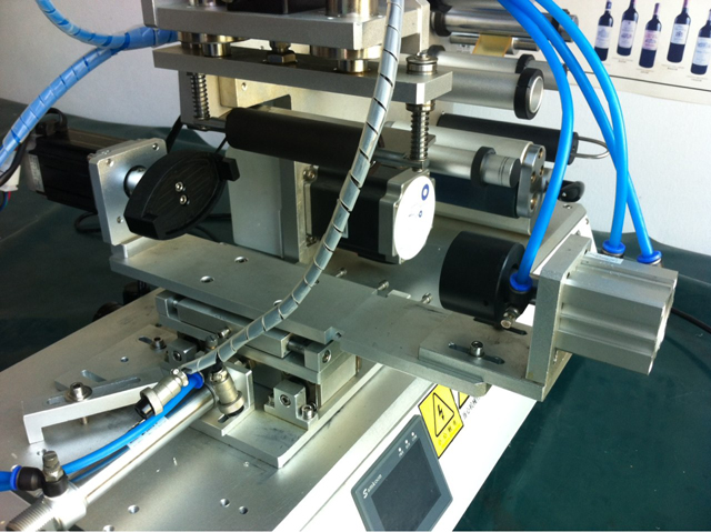 etiketleme makineleri etiketleme kafası .jpg