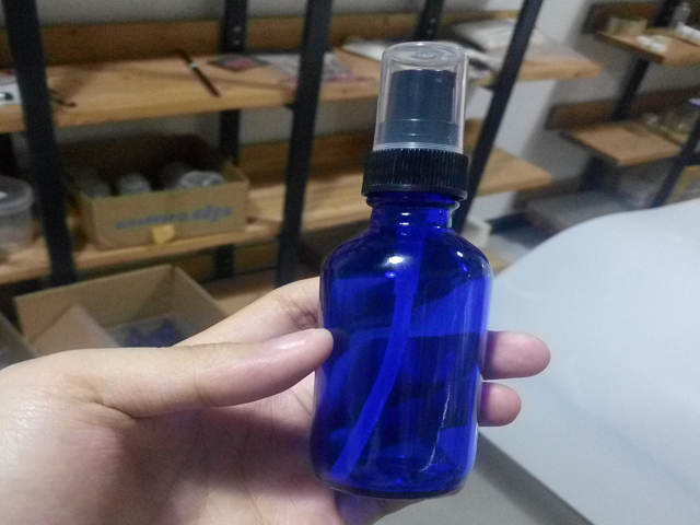 Esansiyel yağ şişeleri.jpg