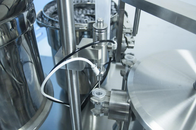 şırınga dolum hattı (4).jpg