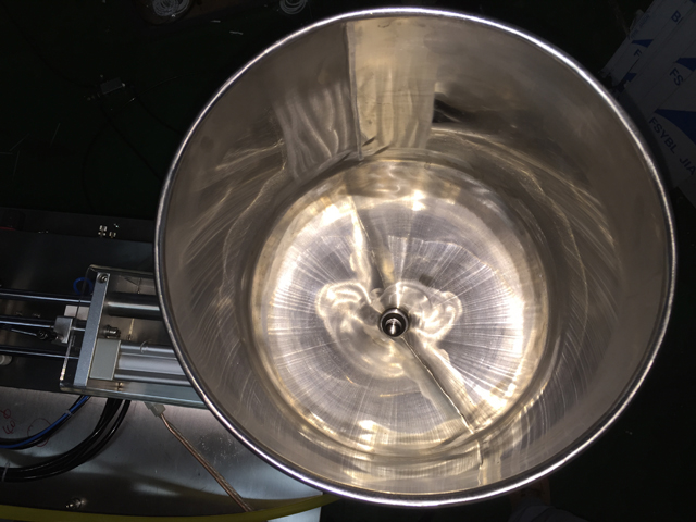 filling hopper for filling sealing ultrasonik sızdırmazlık dolgusu için doldurma hunisi.jpg