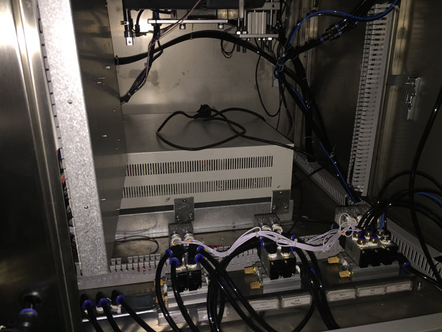 tubes filling sealing machine sızdırmazlık ekipmanı tüplerini doldurmak için elektrik kutuları.jpg