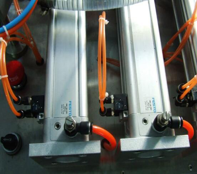 dolum makineleri için yakın resimler.jpg