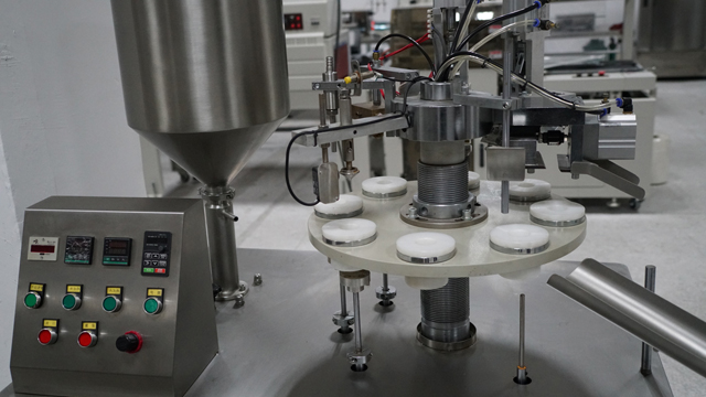 tüp dolum sızdırmazlık ekipmanı.jpg