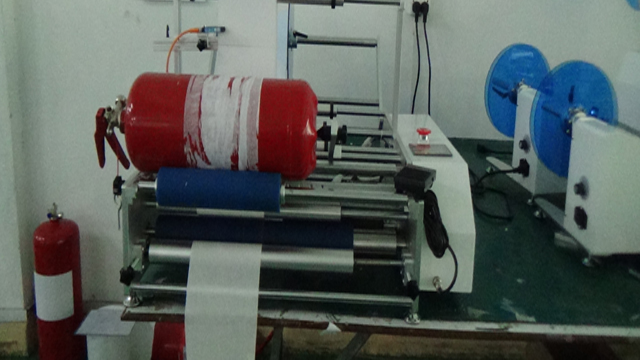 yangın söndürme ürünleri için etiketleme ekipmanları.