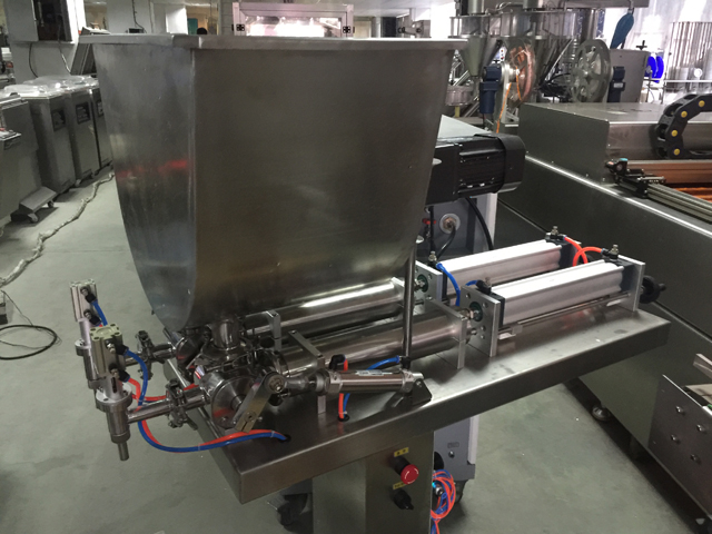 dikey dolum makinası nozulları.JPG