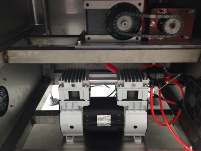 vacuum pump part from vacuum capping machine vakum pompası tankı.jpg