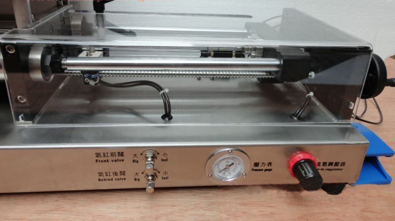 pneumatic part from cream filling machine çift taraflı hazneli makine için yakın çekim jam.jpg