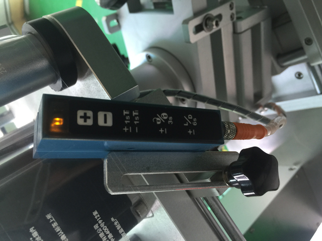 şeffaf etiketleri algılama sensörü.jpg